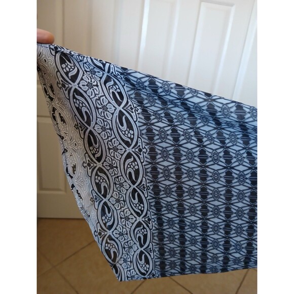 FASHION BUG Womens Blouse Tunic Lunes 3X Top Flared Long Sleeve Gray Geografic - Picture 6 of 16